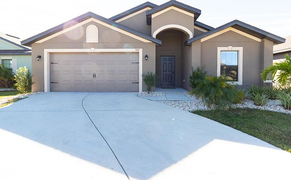 1st image of 937 Wynnmere Walk Ave