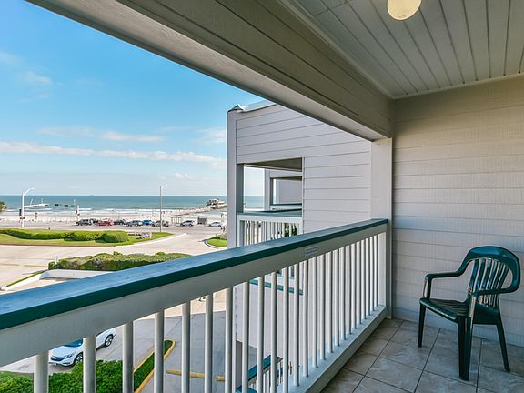 4th image of 6102 Seawall Blvd #288