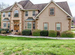 8126 Timberstone Ln, Powell, TN 37849