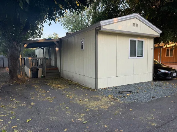 6950 Riverland Dr Space 26, Redding, CA 96002