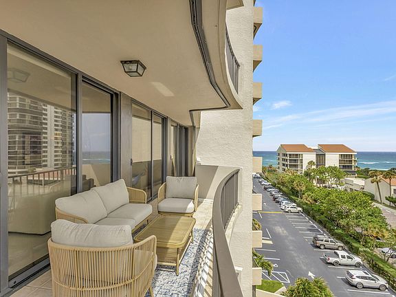 4th image of 4200 N Ocean Drive #604