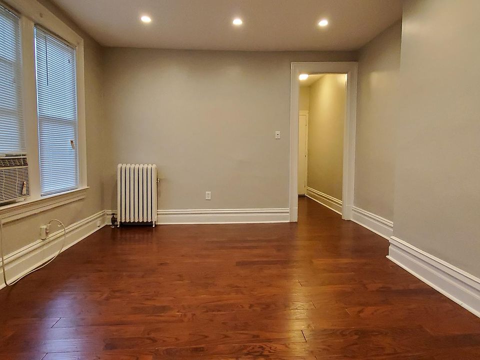 1st image of 630 Maryland Ave APT 4B