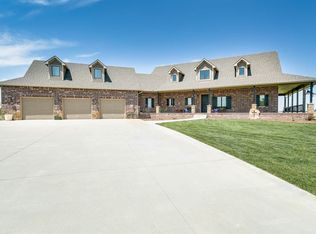 24700 W Lost Pt, Andale, KS 67001