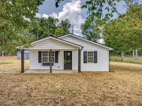 709 Hanging Limb Hwy, Crawford, TN 38554