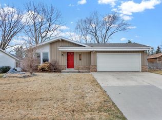 7679 S Lenox Ave, Oak Creek, WI 53154