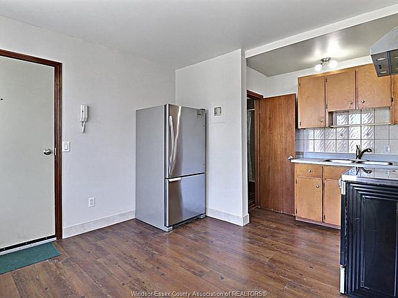 5th image of 401 Parent Ave #2