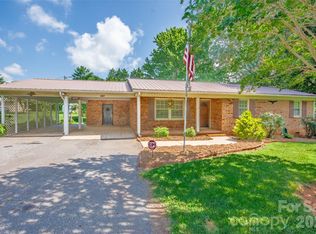 137 Liberty Church Rd, Taylorsville, NC 28681