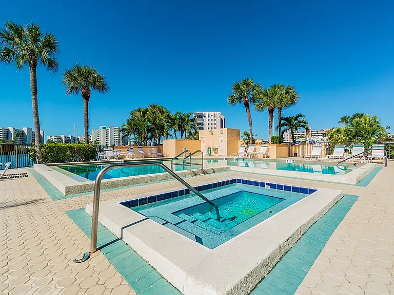 7600 Sun Island Dr S #205 — Photo 25
