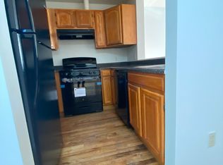 592 Richmond Rd #2, Staten Island, NY 10304