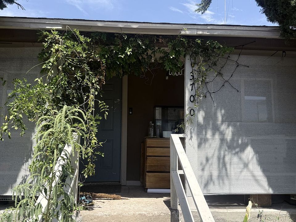 1st image of 3700 Gordon St