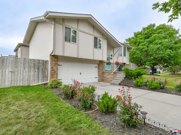 3047 W Sumner St, Lincoln, NE 68522