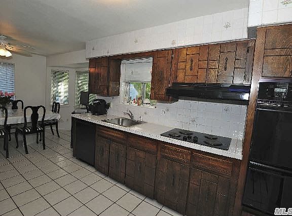 3rd image of 42 Fulton Ave