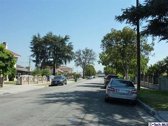 4th image of 4528 Earle Ave