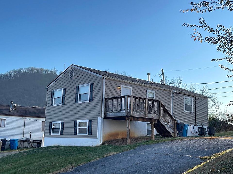 1st image of 1311 Memphis St SE