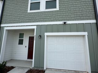 405 Madison Dr, Davenport, FL 33837