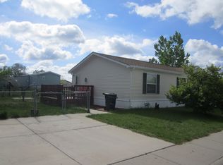 1606 Denver Ave, Gillette, WY 82716