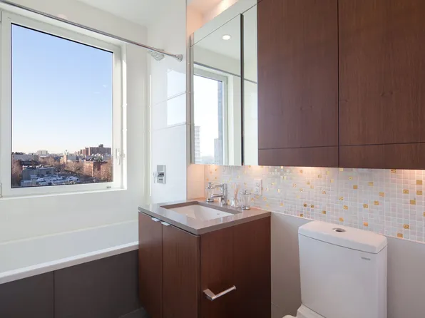 163 Washington Avenue image 39 of 45