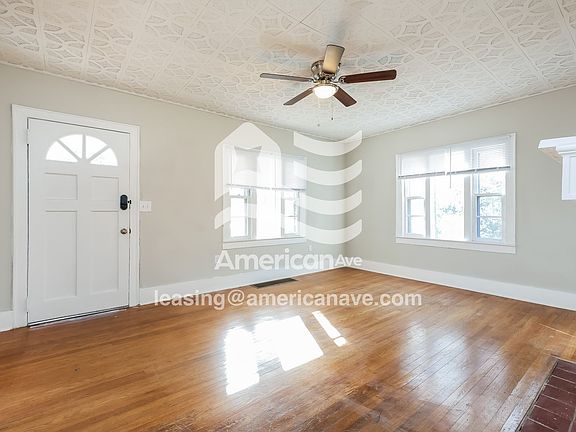 35055_003_wm_-_living_room_13611380.jpg