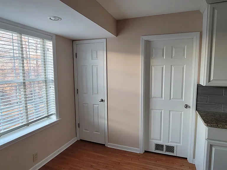 1046 Kehrs Mill Rd #C — Photo 11