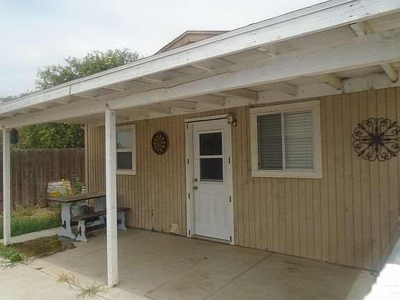 3rd image of 3088 Triple Crown Cir