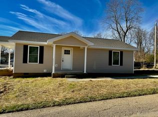 643 Hall St, Madisonville, KY 42431