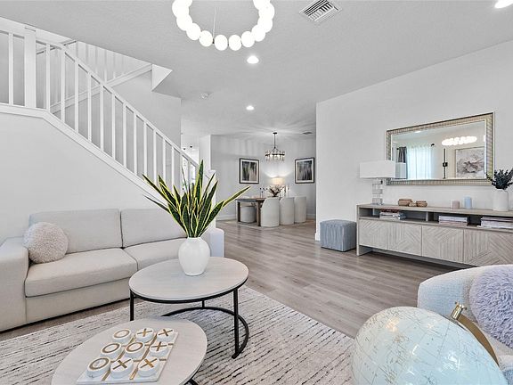 5th image of 7151 Villamar Way