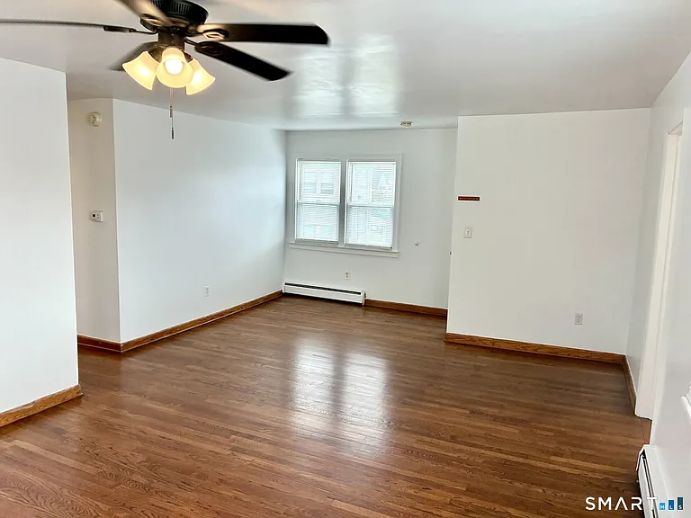 658 Beechmont Ave — Photo 16