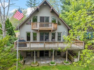 20 Zack Ln, Averill Park, NY 12018