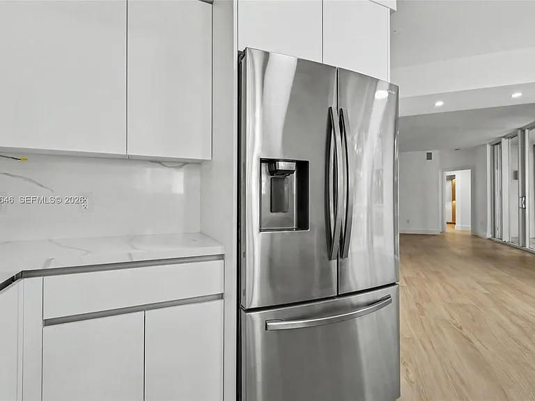 731 Crandon Blvd #208 — Photo 20