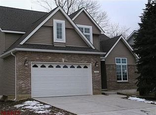 11804 Manhattan Ave, Des Peres, MO