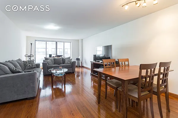 Rented by Compass | media 10