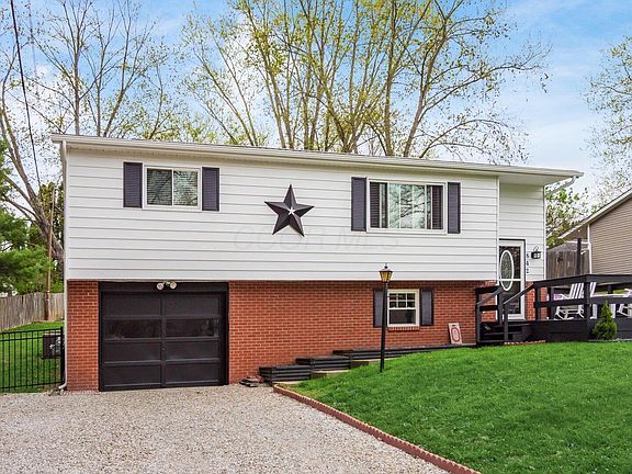 4th image of 842 Larkspur Dr