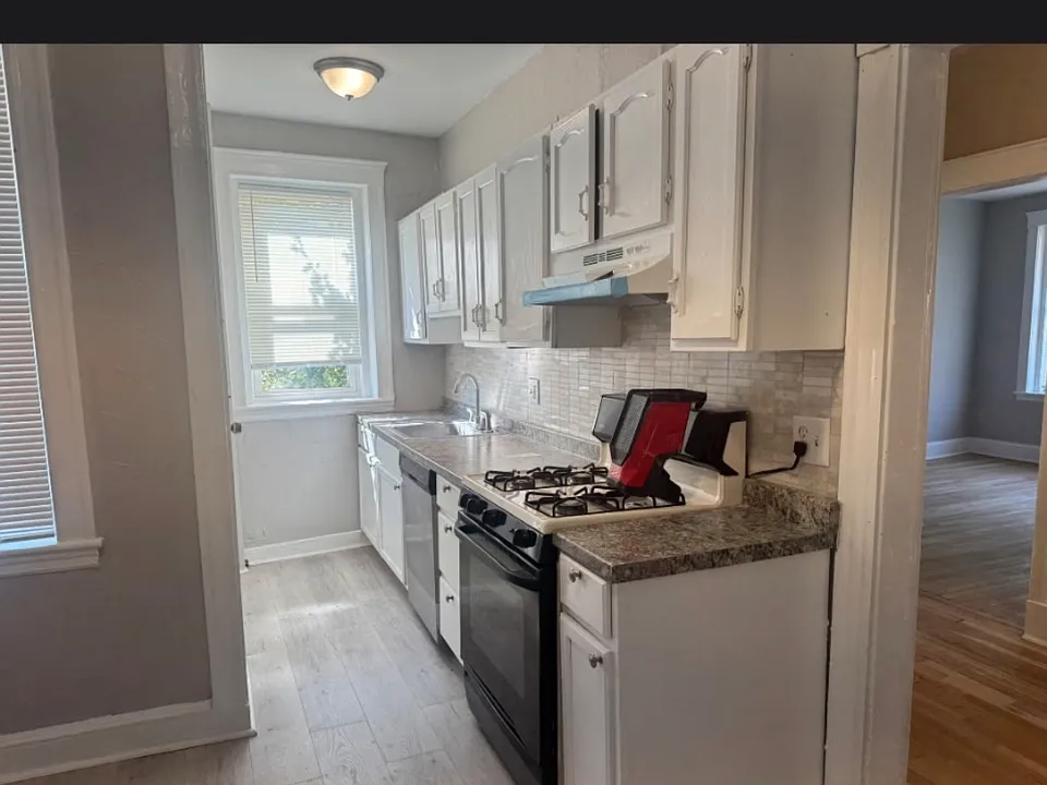 91 Nichols St #4
