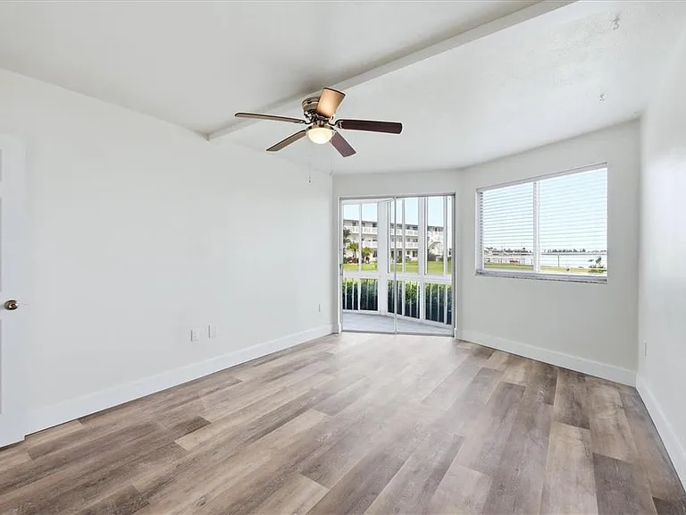 769 John Ringling Blvd #4 — Photo 18