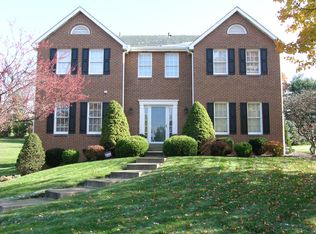 1355 Royal Oak Dr, Wexford, PA