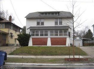 140 Travis St NE, Grand Rapids, MI 49505