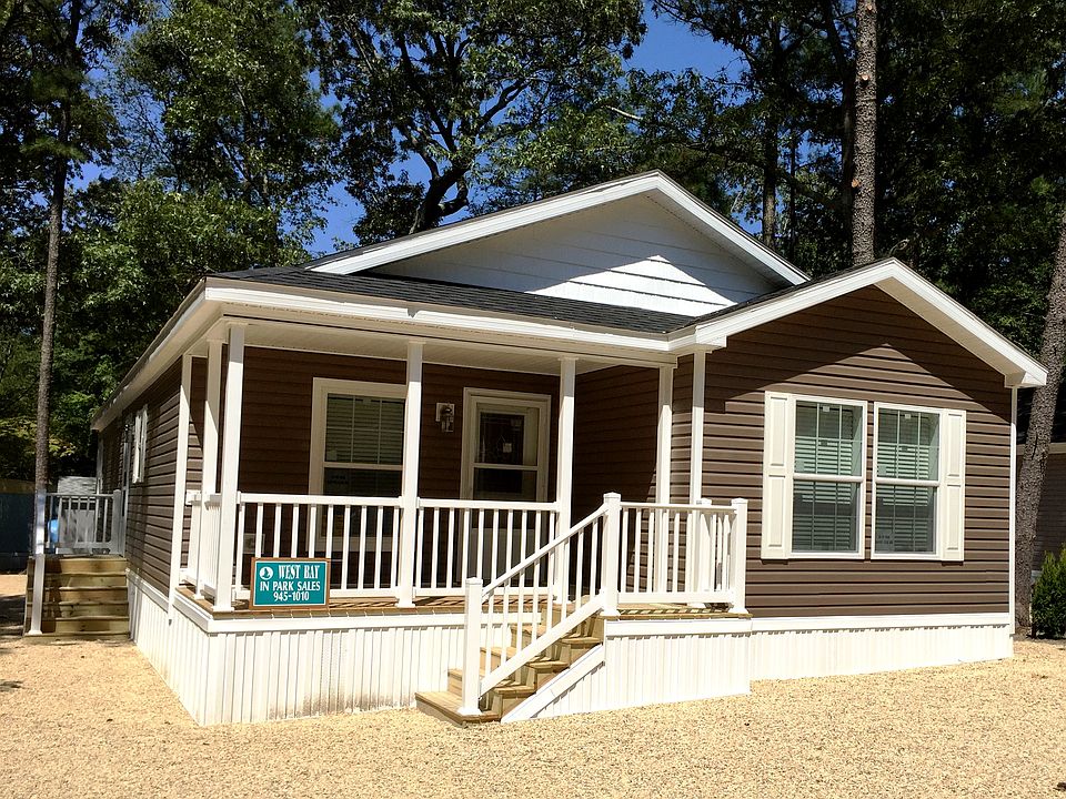 1st image of 34893 Oak Dr