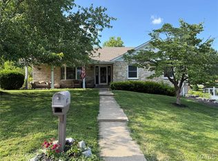 62 Carriage Rd, Hannibal, MO 63401