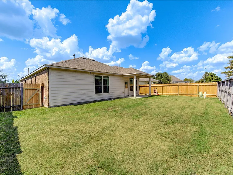 5318 Hickory Harvest Dr — Photo 46