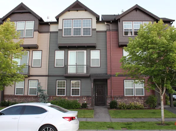4864 SE Lone Oak St, Hillsboro, OR 97123