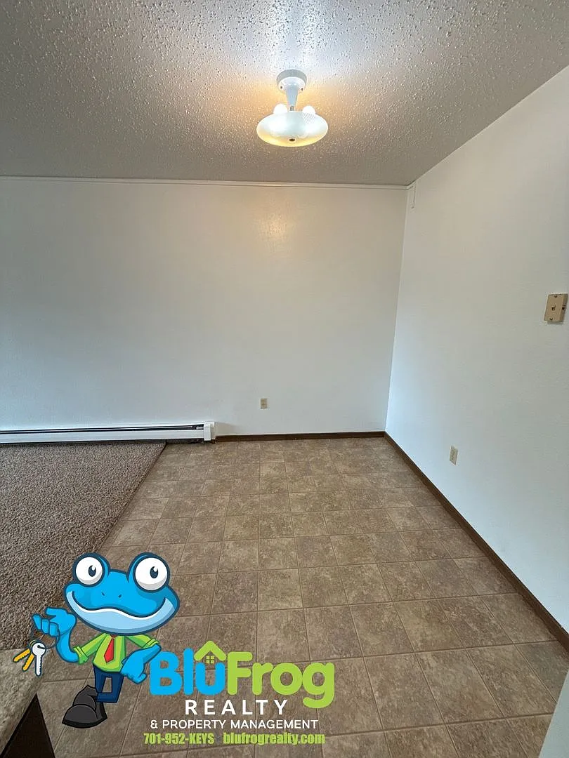 BK-Prairie Home Apartment — Photo 4