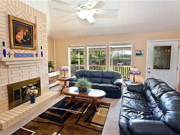 2nd image of 2519 Potomac Dr
