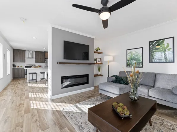 2815 Neuse Blvd #1, New Bern, NC 28562
