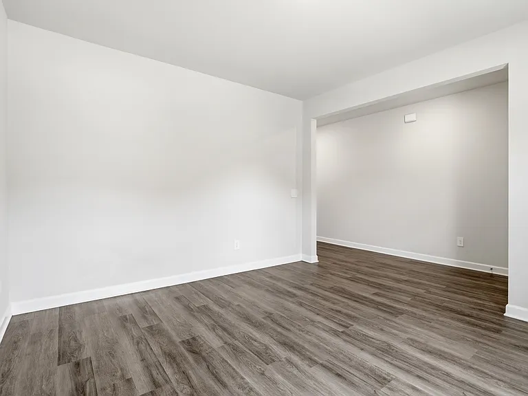 118 Martel Dr — Photo 5