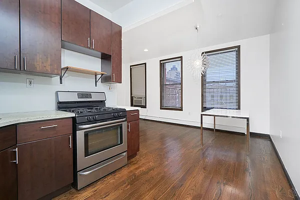 Rented by Halstead Real Estate | media 5