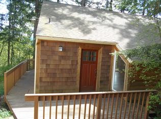 33 Grand View Ln, Bellingham, WA 98229