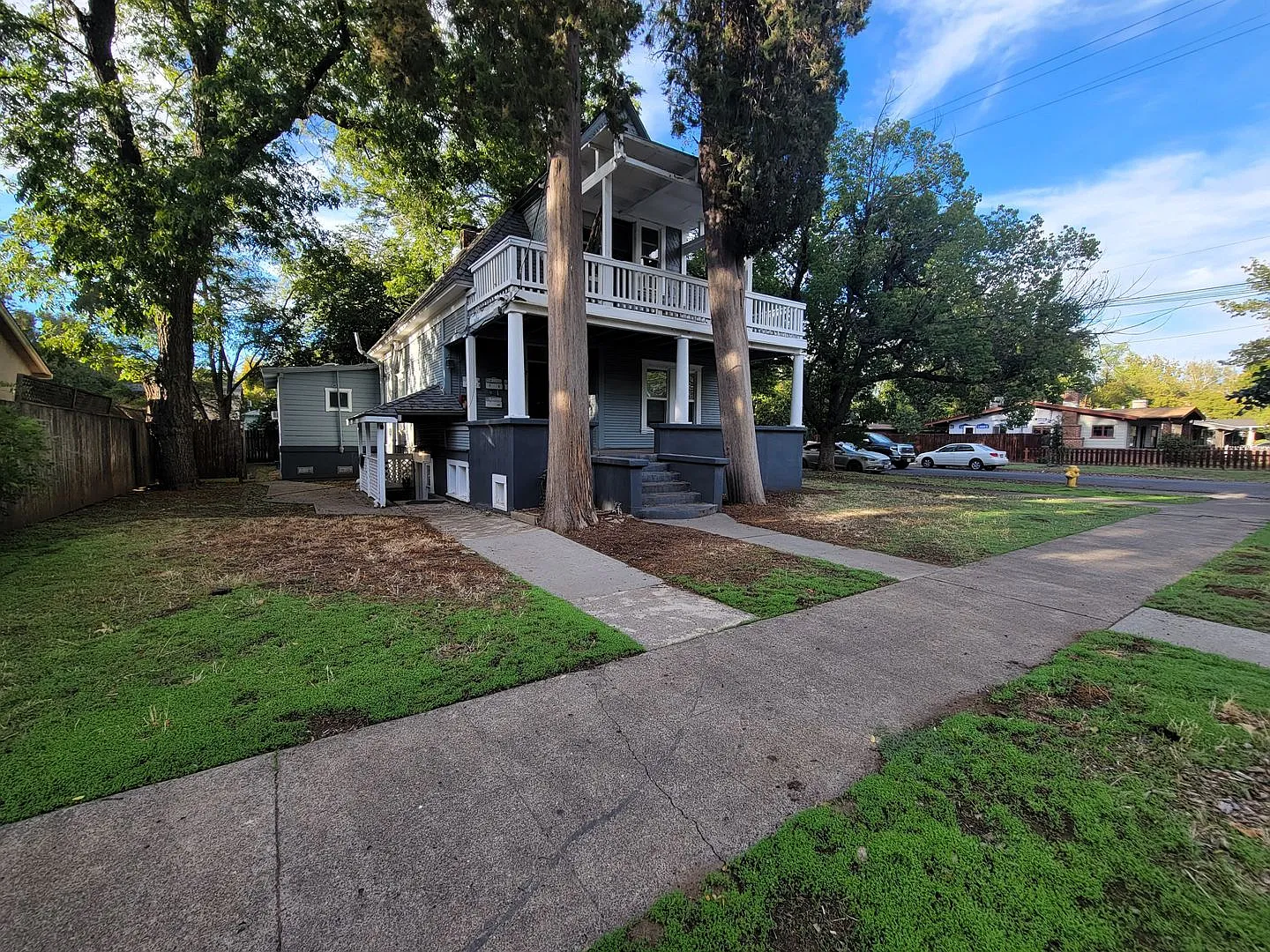 Apartment for Rent in Chico! 2 Bedroom 1 Bathroom + Bonus Room — Photo 2