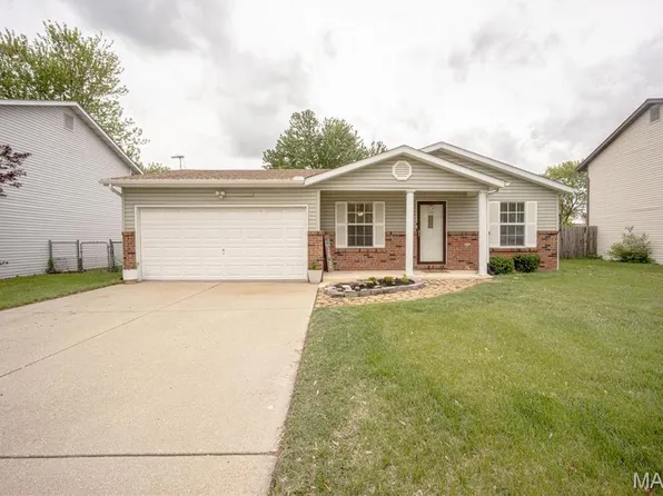 5157 Stephanie Dr, Granite City, IL 62040