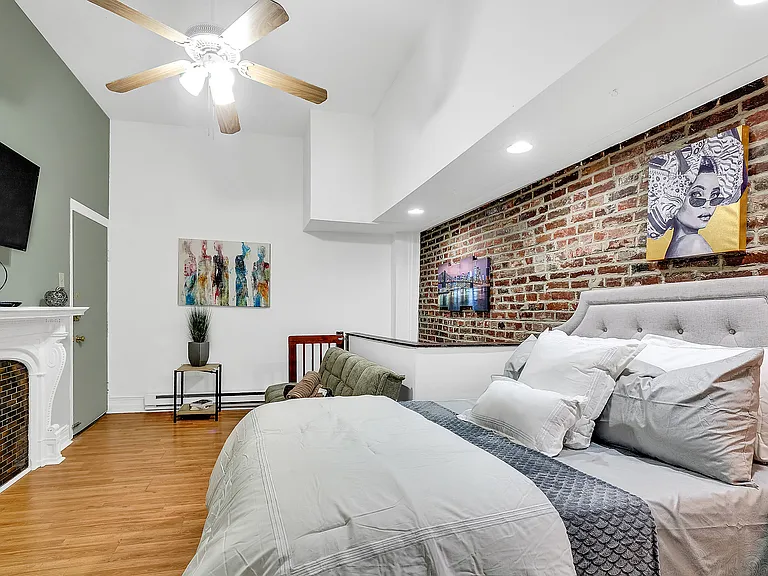 260 Quince St #1R — Photo 16