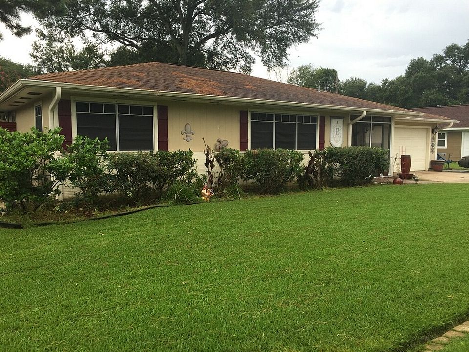 Solar Screen / Gutters